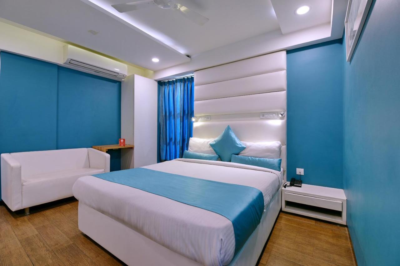 Oyo 963 Hotel Rumaya Ujjain Exterior foto
