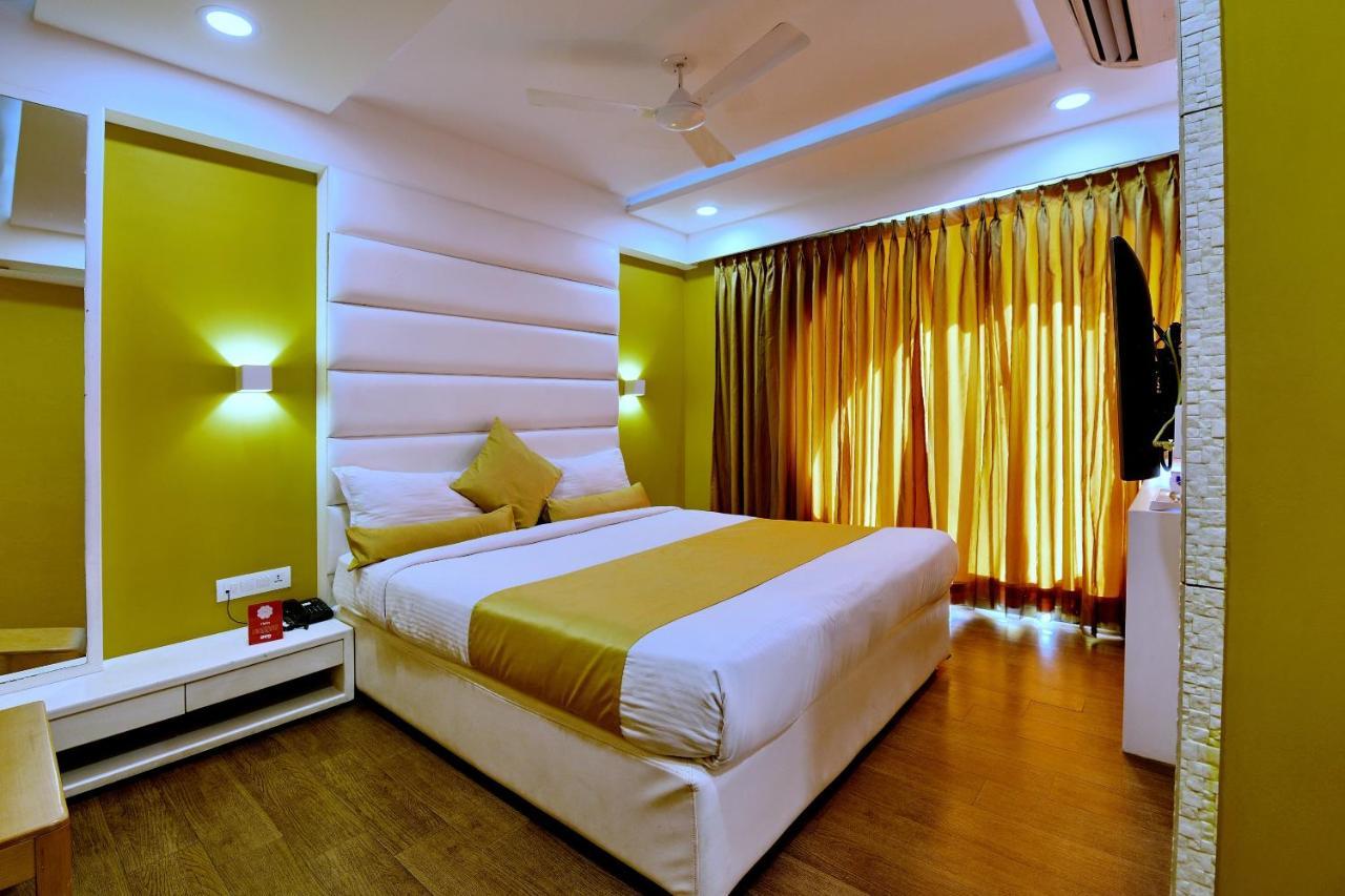 Oyo 963 Hotel Rumaya Ujjain Exterior foto